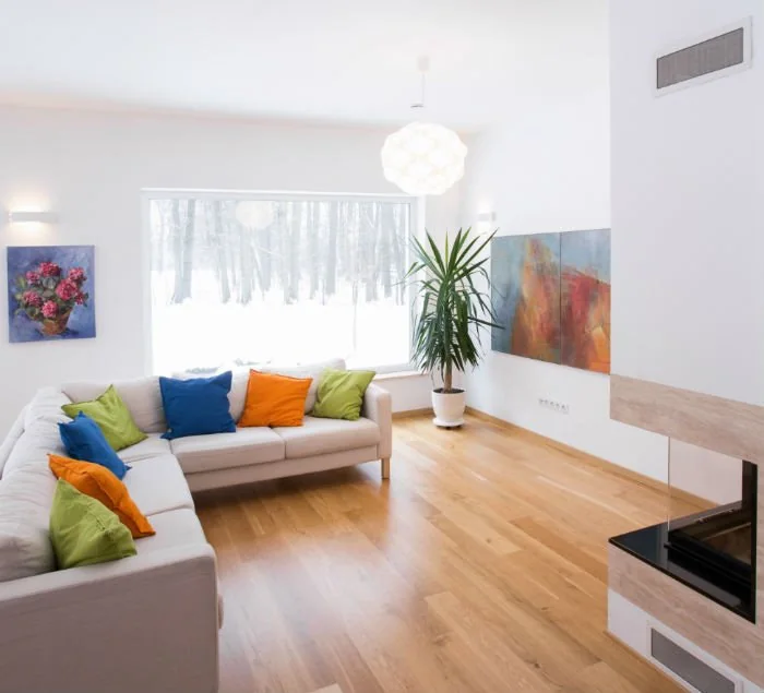 Wave Boulevard living and dining room