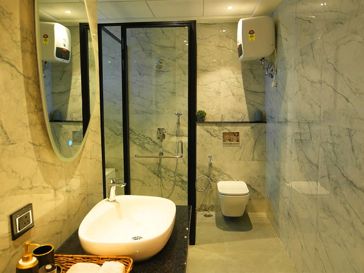 Wave Gardens 4 BHK master bathroom